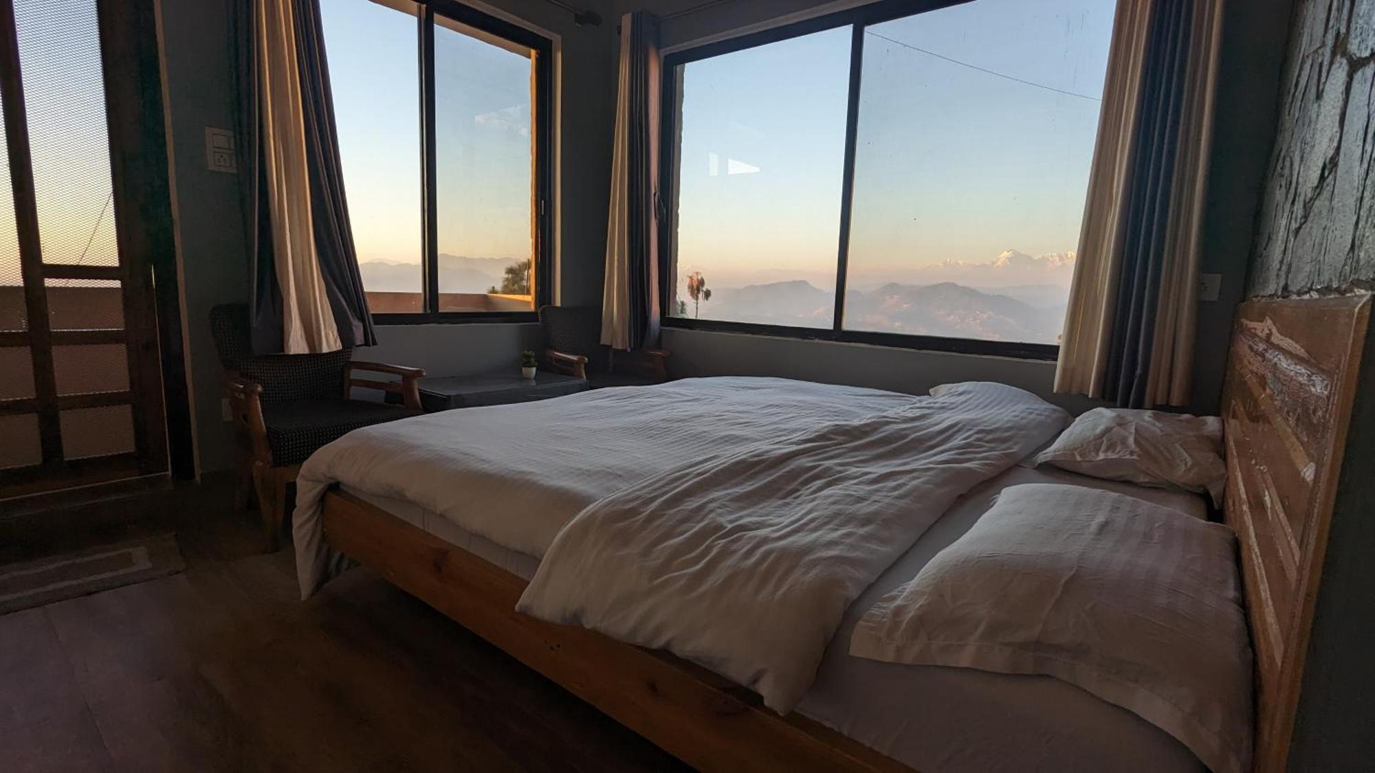 The Buransh Inn Almora Ngoại thất bức ảnh